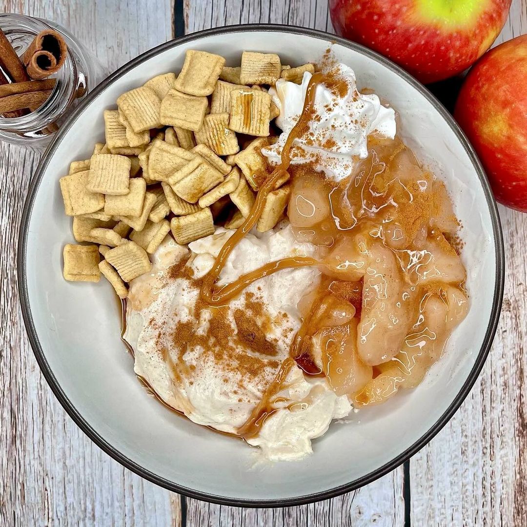 Kickstart your morning with Cinnamon Caramel Apple Pie Yogurt Bowl!